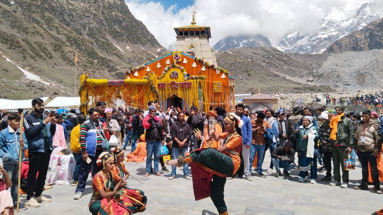 Vandana Dance Academy — Longest Kuchipudi Nrutyam Performance At High Altitude In Kedarnath For 1 Hour 30 Minutes